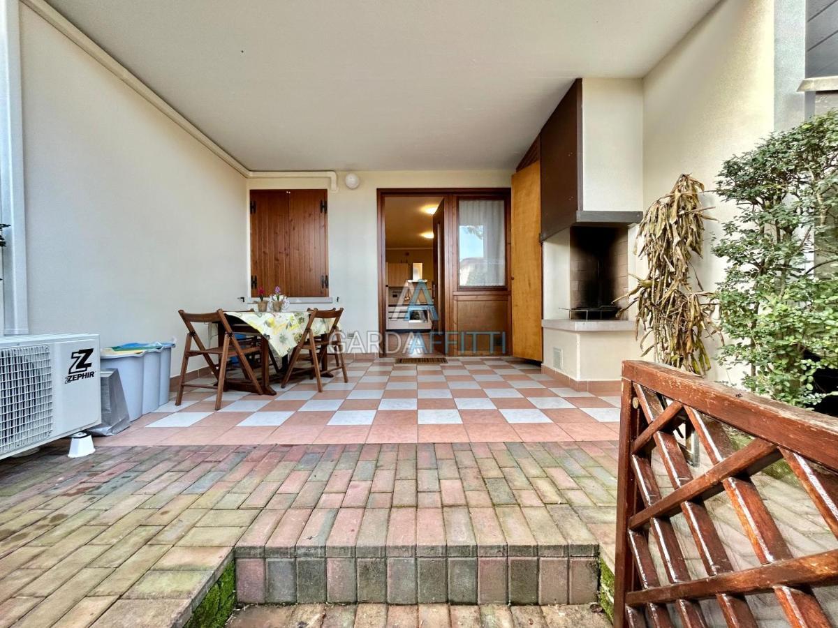 Perla Apartment - 3 Piscine E Un Bar - Desenzano Desenzano del Garda Ngoại thất bức ảnh