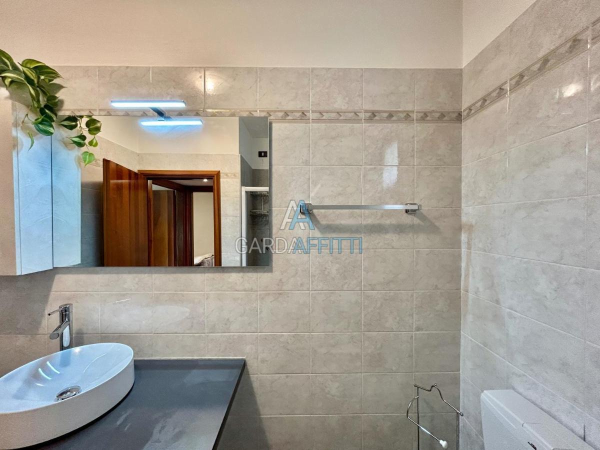 Perla Apartment - 3 Piscine E Un Bar - Desenzano Desenzano del Garda Ngoại thất bức ảnh