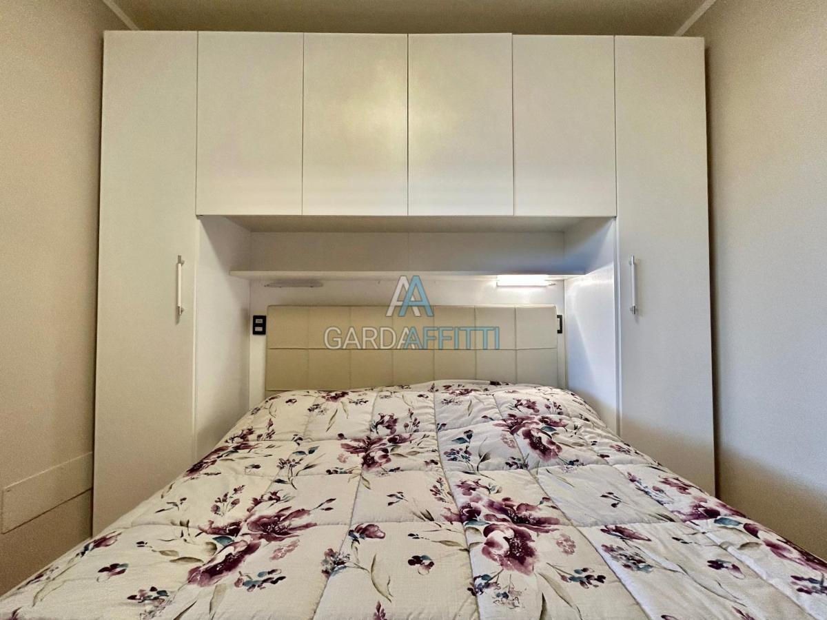 Perla Apartment - 3 Piscine E Un Bar - Desenzano Desenzano del Garda Ngoại thất bức ảnh